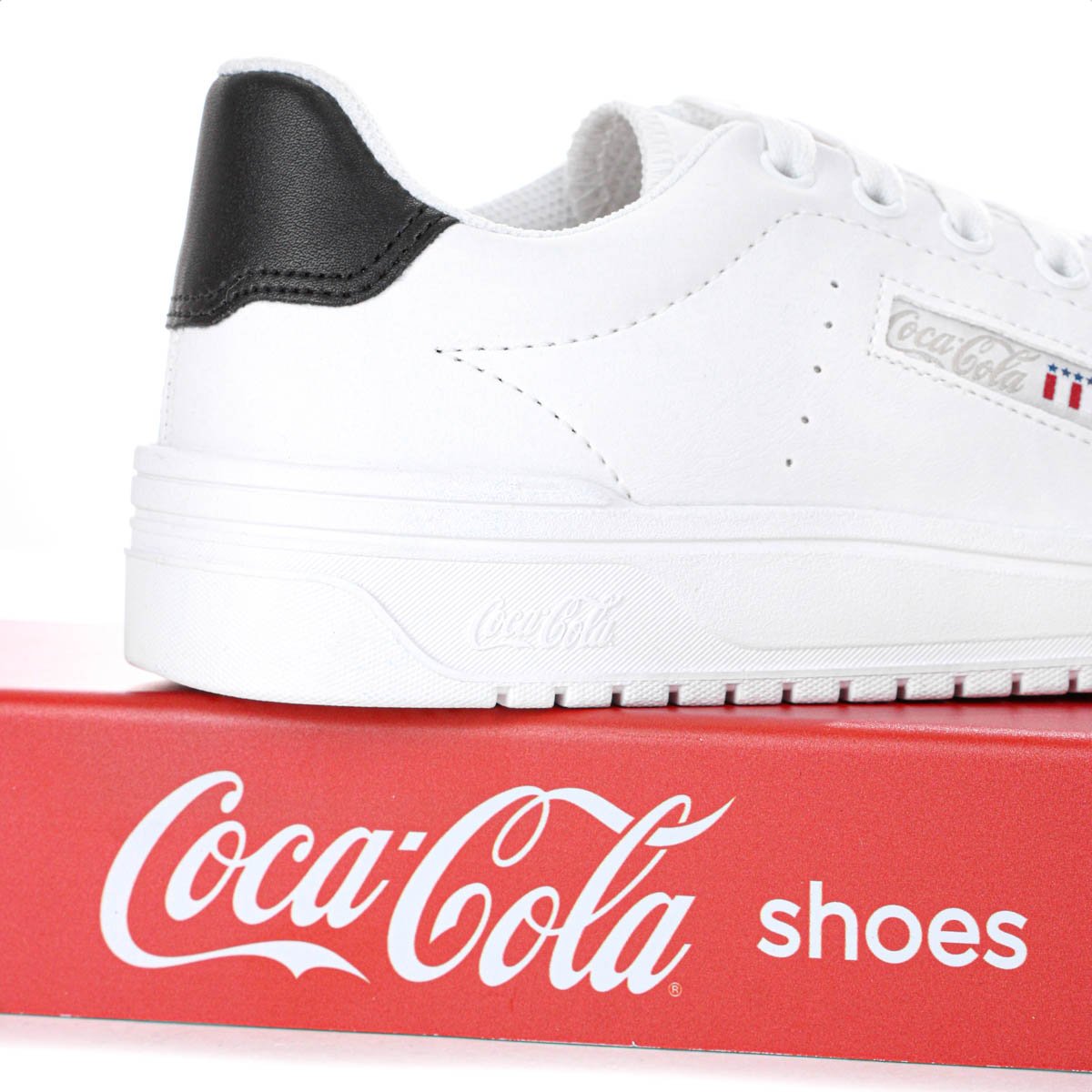 Tenis Coca Cola March Maverick Branco e Preto - Feminino Branco 10