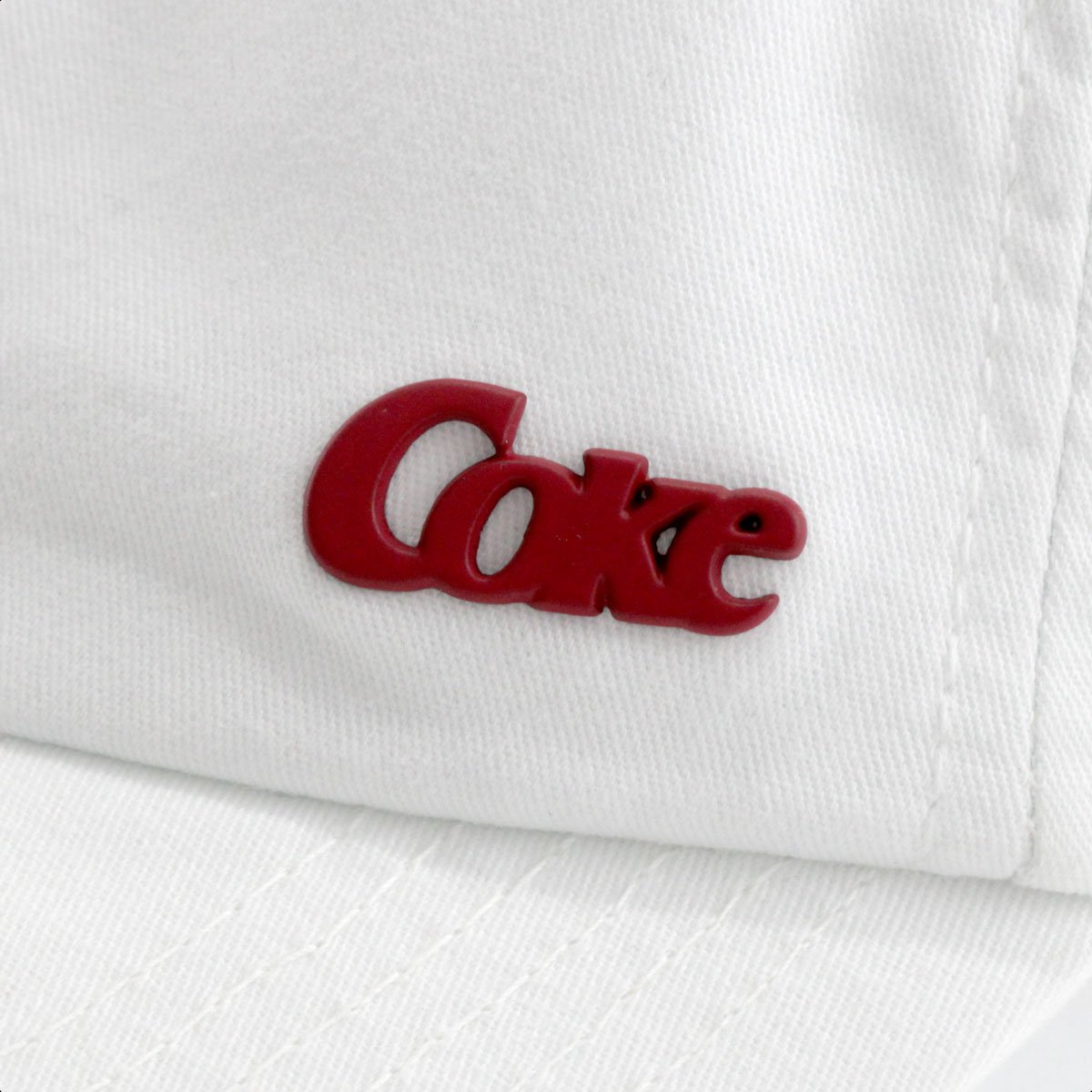 Bone Coca Cola Basico Metal Coke Julia - Unissex Branco 7