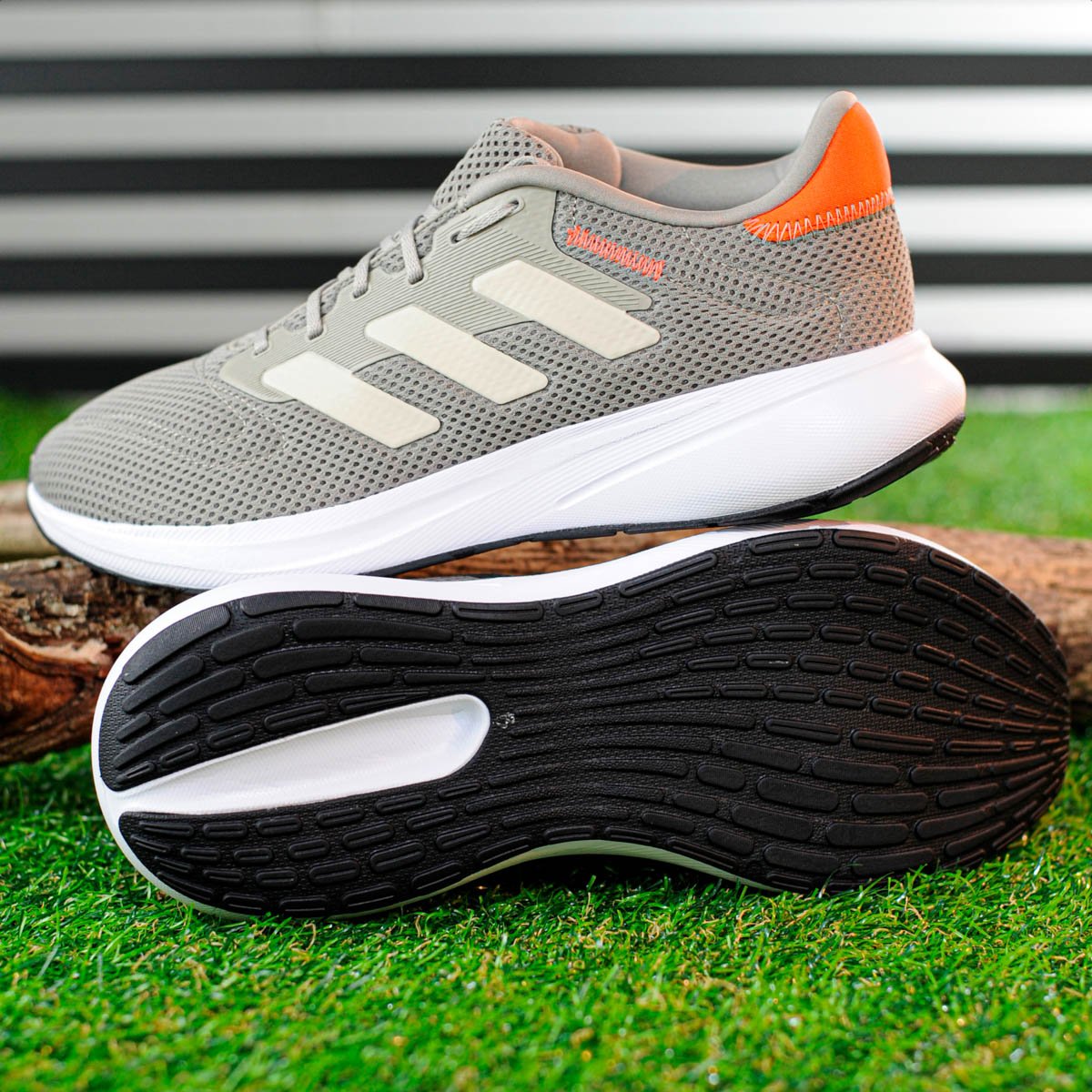Tenis Adidas Response Runner Verde Caqui e Laranja - Masculino Cinza