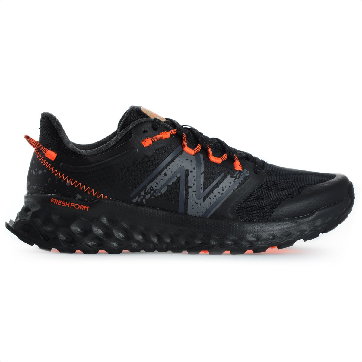 Tenis New Balance Fresh Foam Garoe Preto e Laranja - Masculino