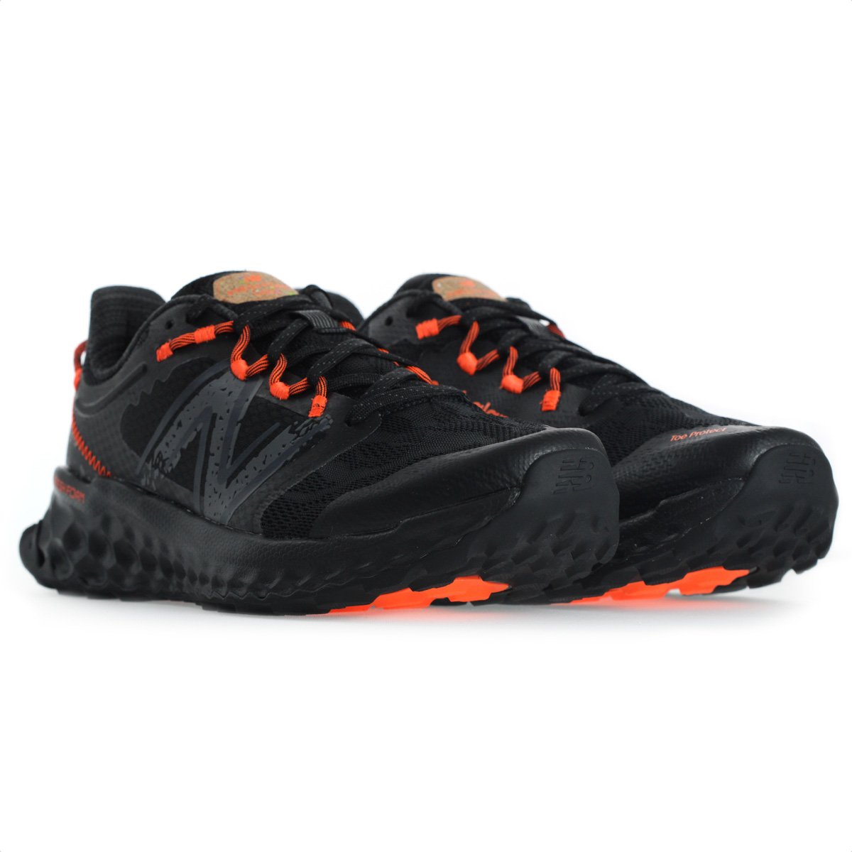 Tenis New Balance Fresh Foam Garoe Preto e Laranja - Masculino Preto 3