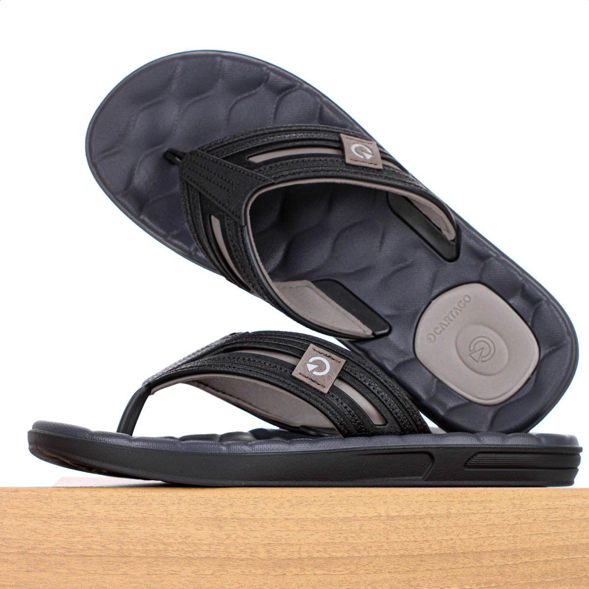 Chinelo Cartago Egeu IV Preto e Cinza Basalto - Masculino Preto 10