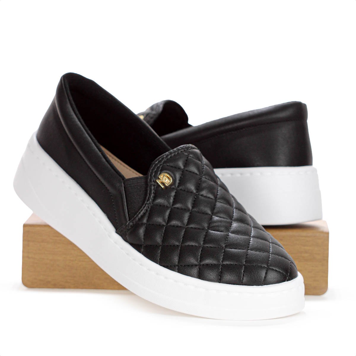 Tenis Modare Slip On Matelasse Preto e Branco - Feminino Preto 9
