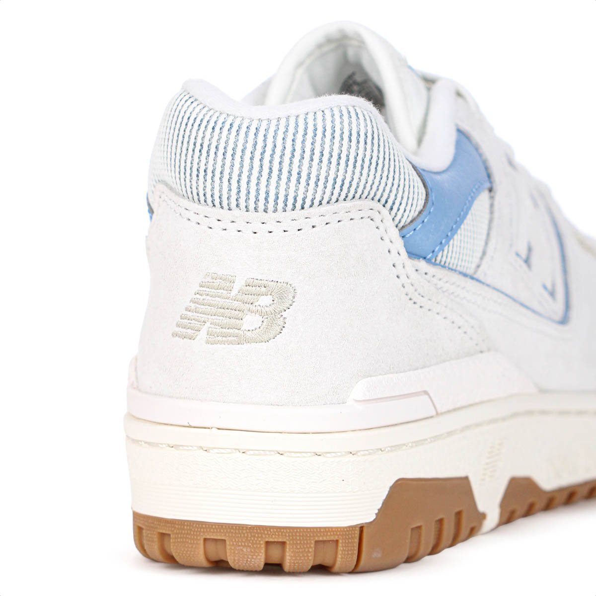 Tenis New Balance 550 Off White e Azul Claro - Feminino Branco 7