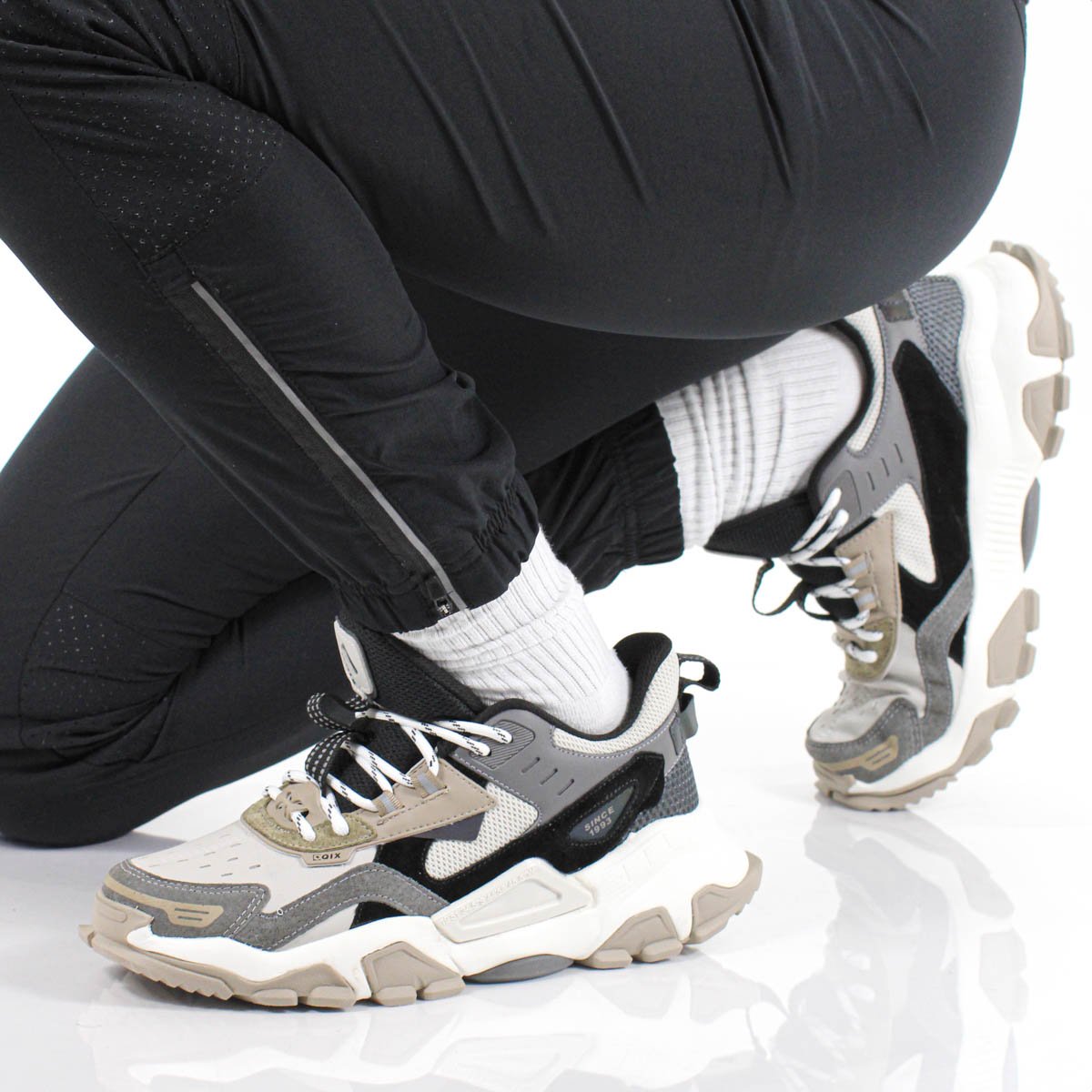 Tenis Qix Trek Urban Hiking Cinza e Bege - Masculino Multicores 9