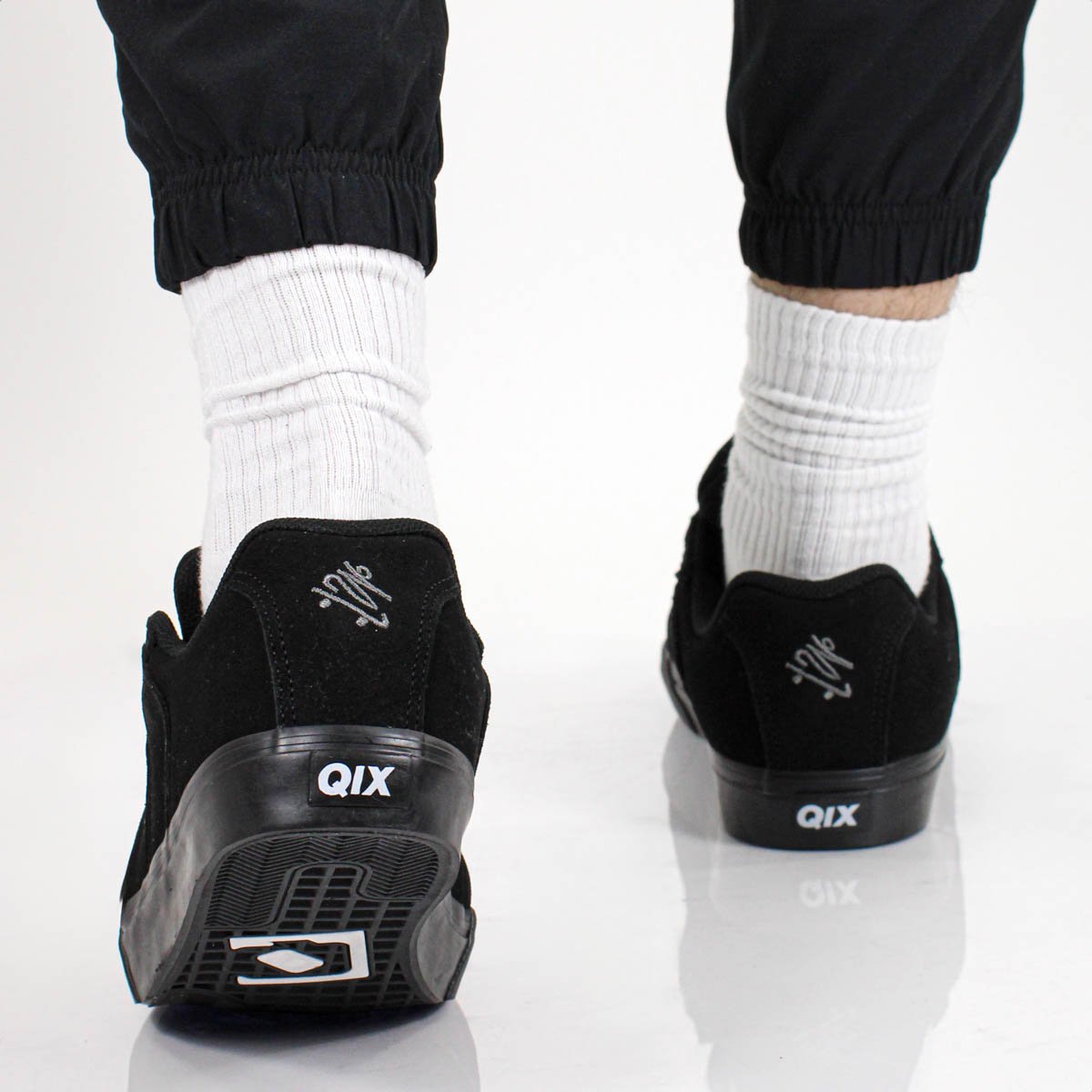 Tenis Qix Chorao Park Camurca Preto - Feminino Preto 9