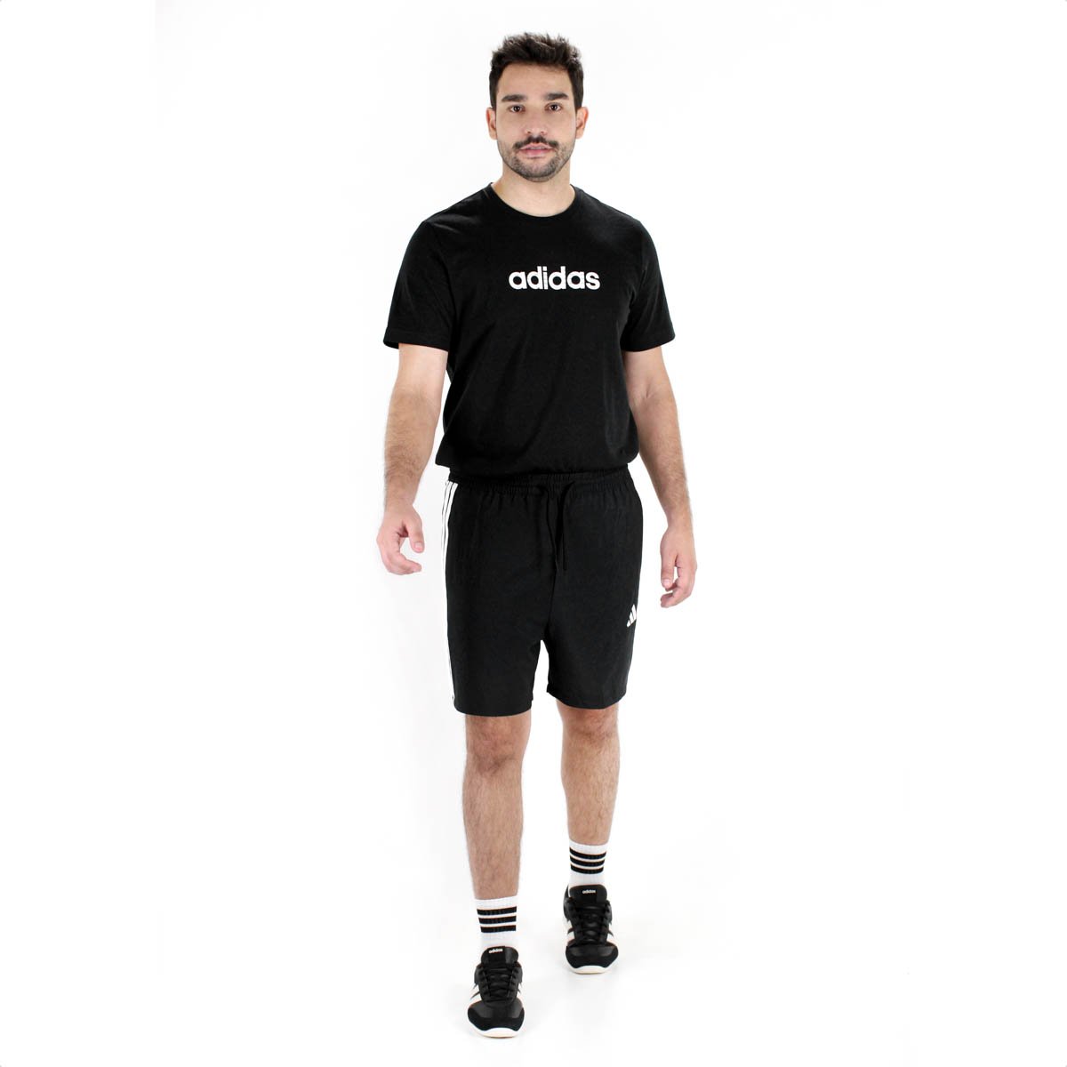 Bermuda Adidas Essential Tres Listras Preto e Branco - Masculino