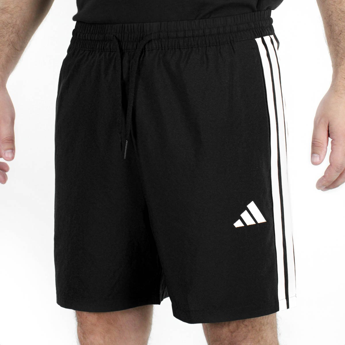 Bermuda Adidas Essential Tres Listras Preto e Branco - Masculino Preto 7