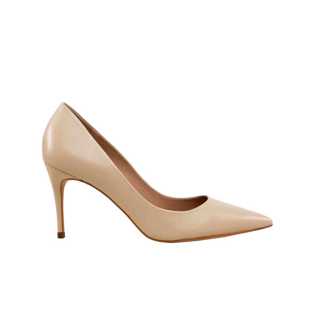Scarpin Nude Werner Couro Salto Médio Fino 08cm