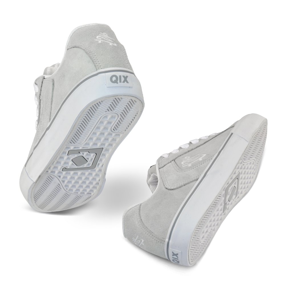 Tenis Qix Chorao Park  Camurca Branco Branco 7