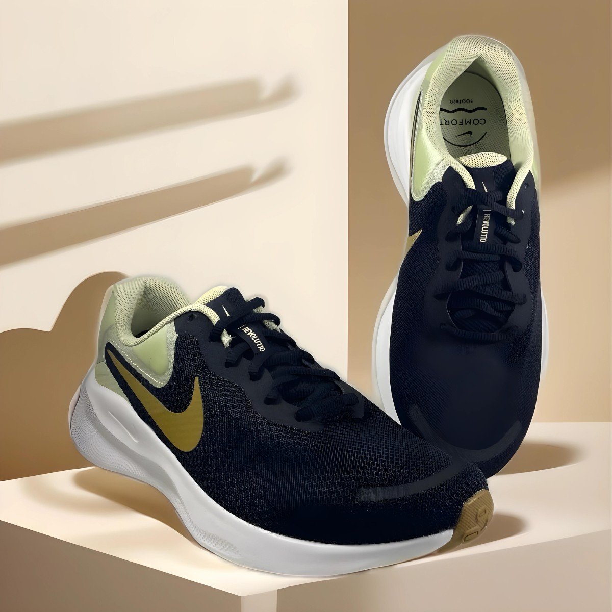 Tênis Nike Revolution 7 Preto/Verde Preto 9