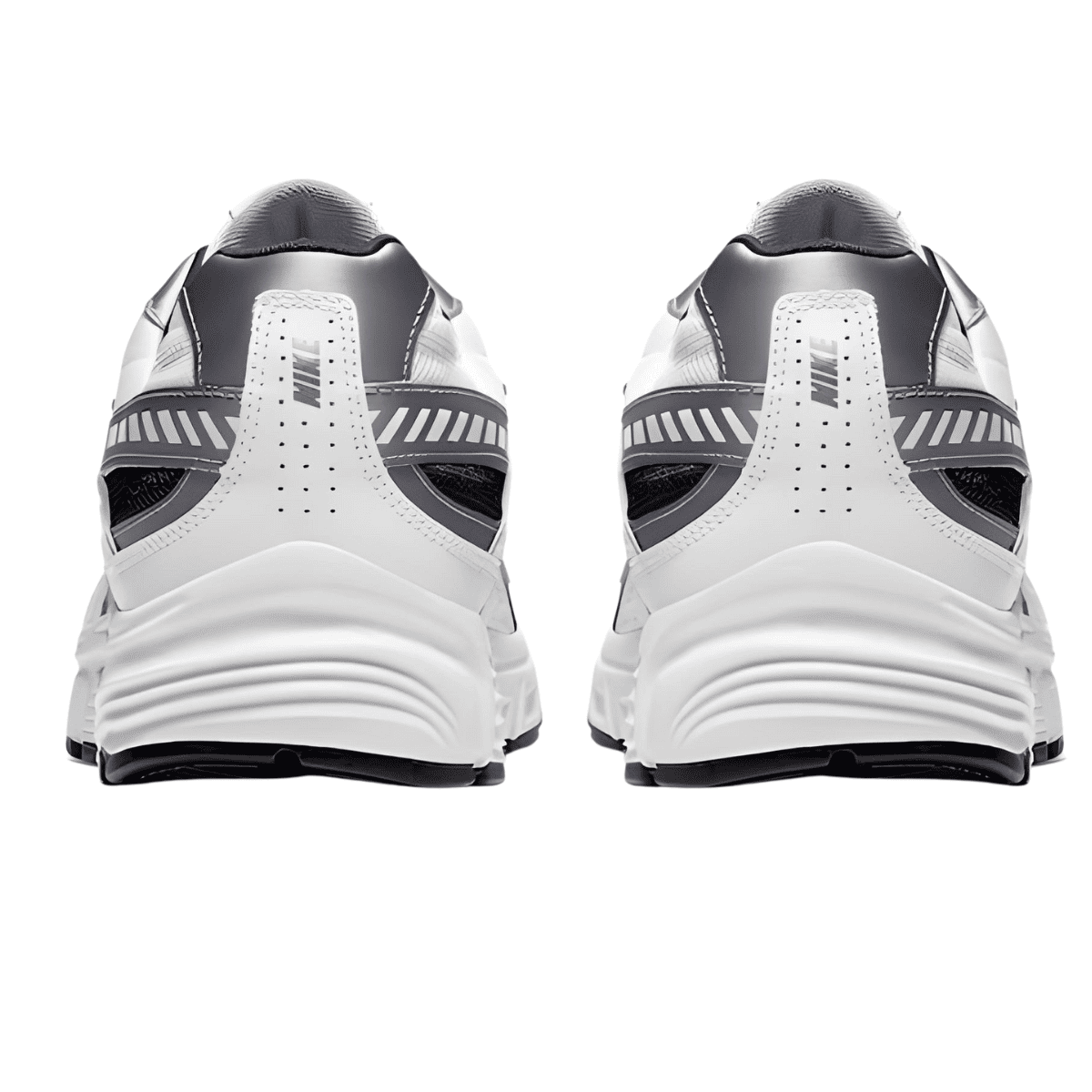 Tênis Nike Initiator Masculino Branco/Prata 5