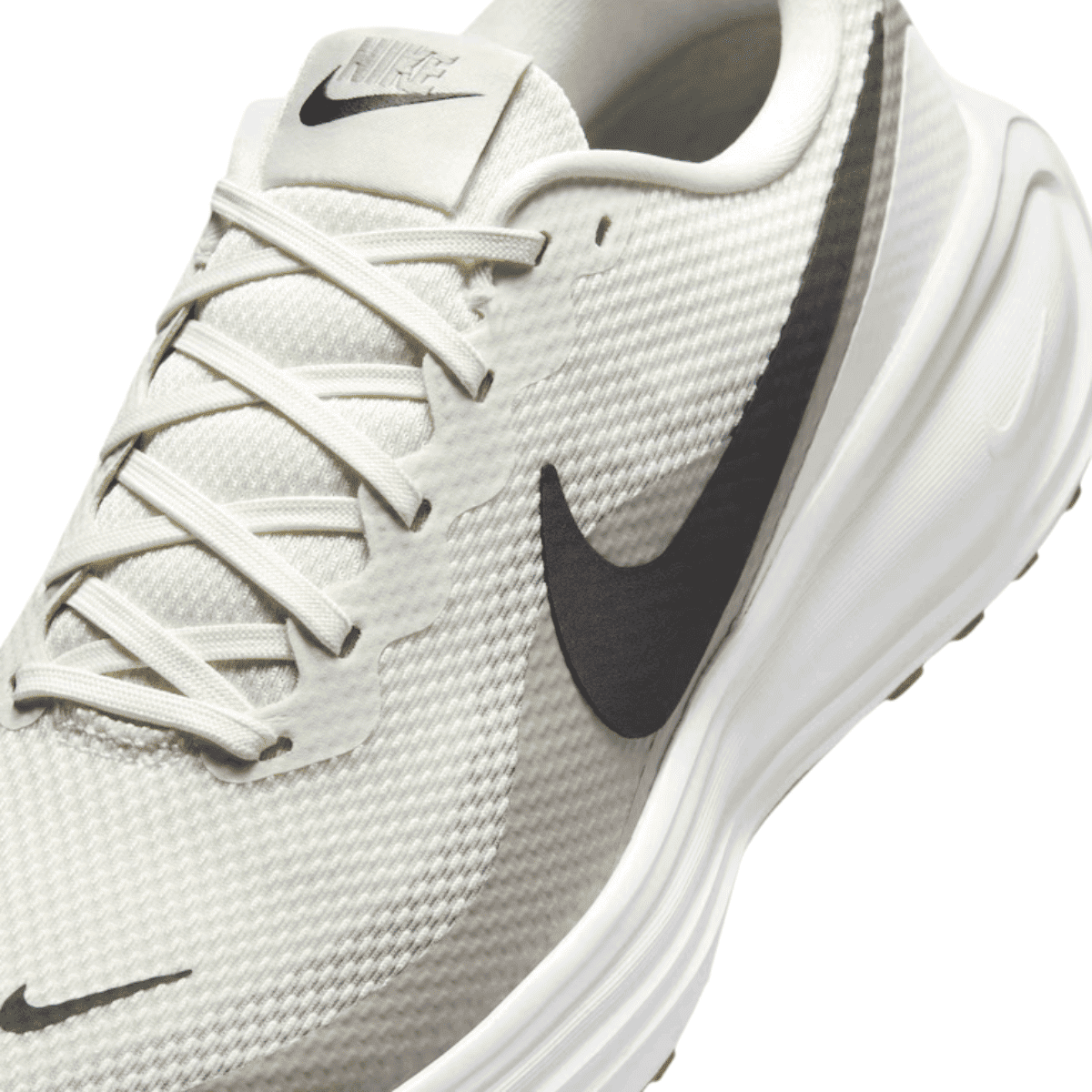 Tênis Nike  Masculino Revolution Branco/Bege 7