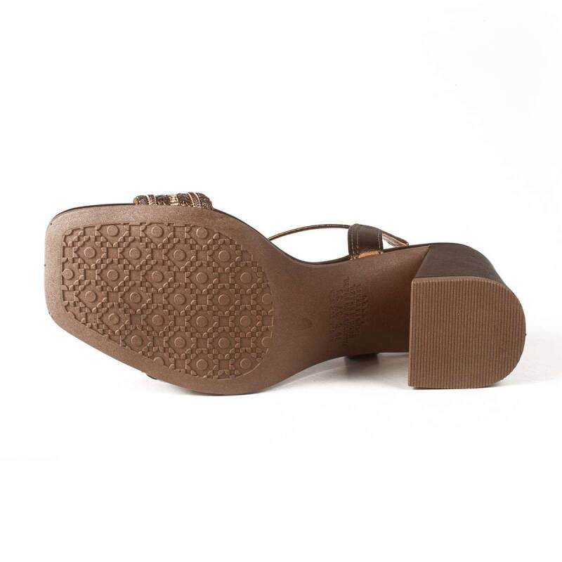 Sandália Dakota Salto Bloco - Feminino - Bronze Bronze 9