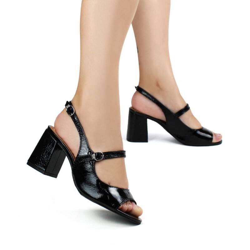 Sandália Bottero Salto Médio Couro - Feminina - Preto Preto 4