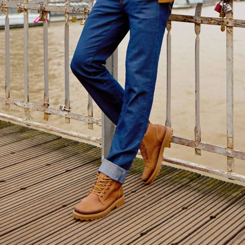 Bota Pegada Casual em Couro - Masculina - Marrom Marrom 4