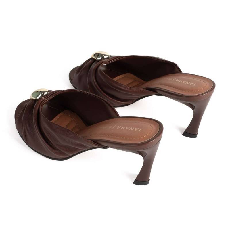 Tamanco Tanara Salto Fino - Feminino - Marrom Marrom 5
