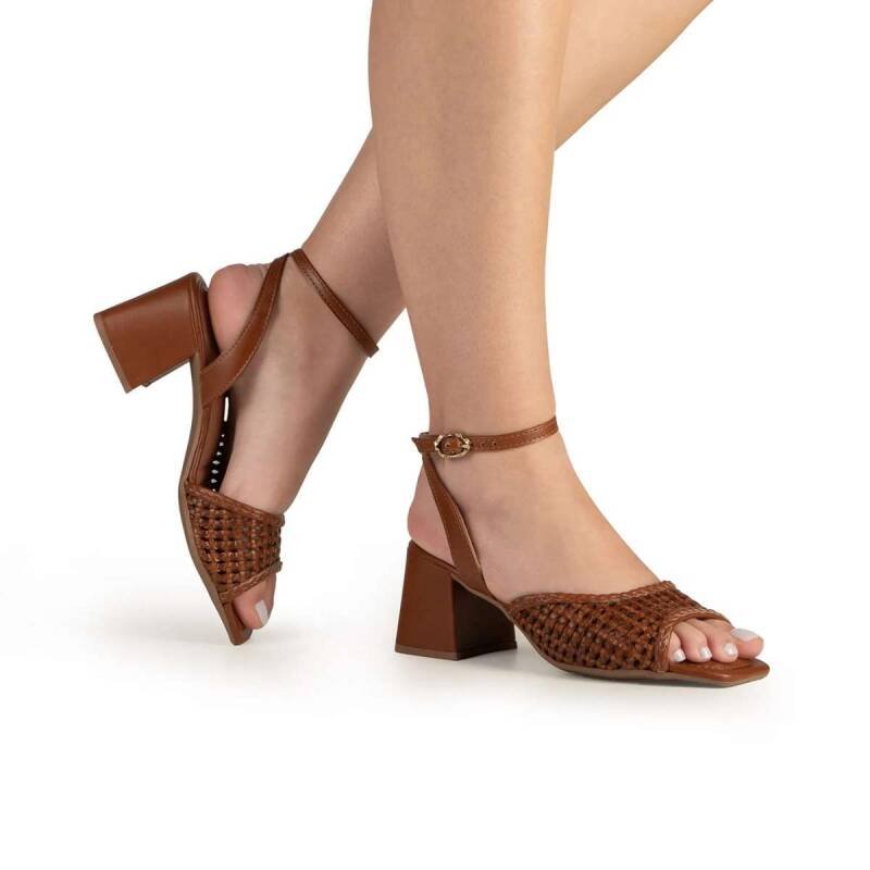 Sandália Tanara Salto Bloco - Feminina - Marrom Marrom 7