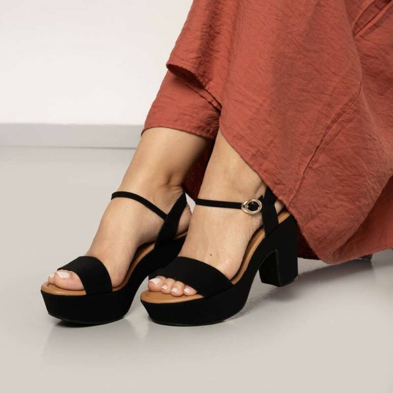 Sandália Bebecê Casual Salto Bloco - Feminino - Preto Preto 6