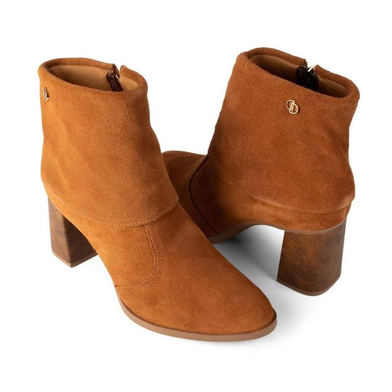 Bota Dakota Cano Curto - Feminina Marrom 7