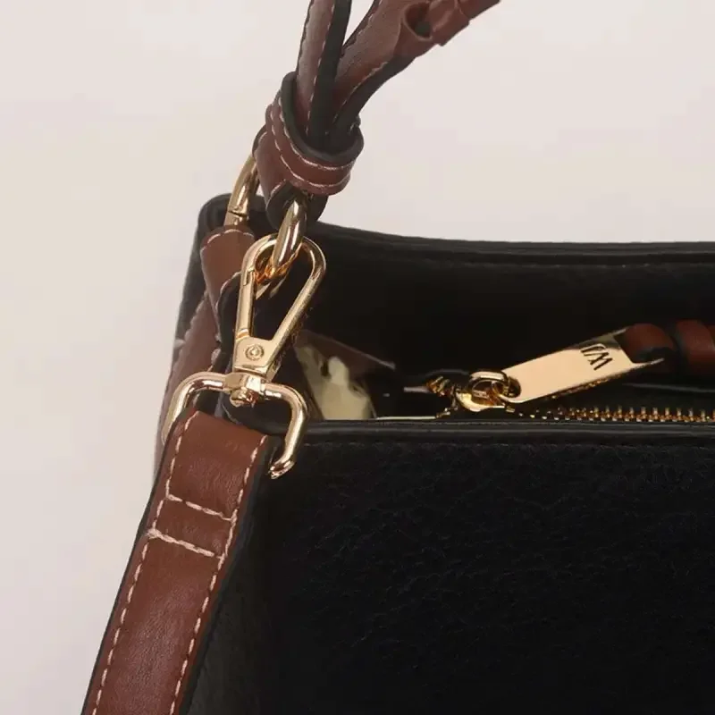 Bolsa Wj Shoulder Bag Grande Bicolor com Alça Trançada - Feminina Preto 6