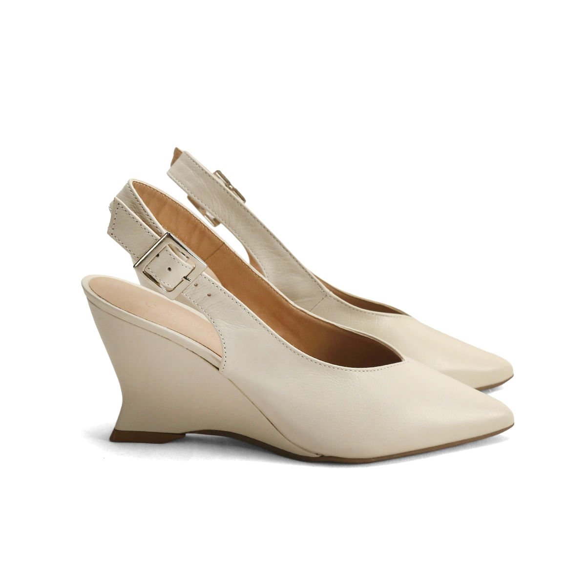 Scarpin Anabela de Couro Calcanhar Aberto Ana Mello