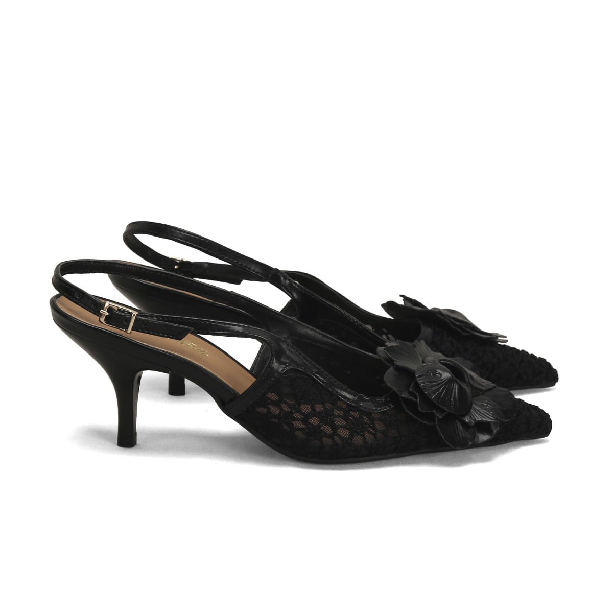 Scarpin Slingback Crochê Flor Preto 7cm