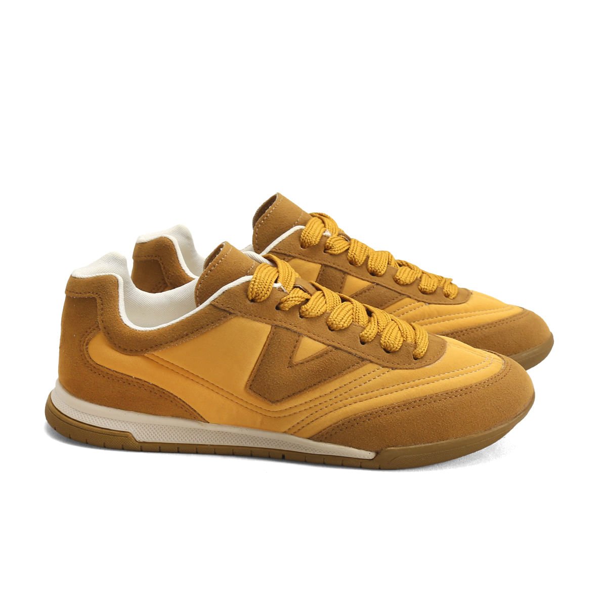 Tênis Feminino Casual Design com Vários Tons Ana Mello