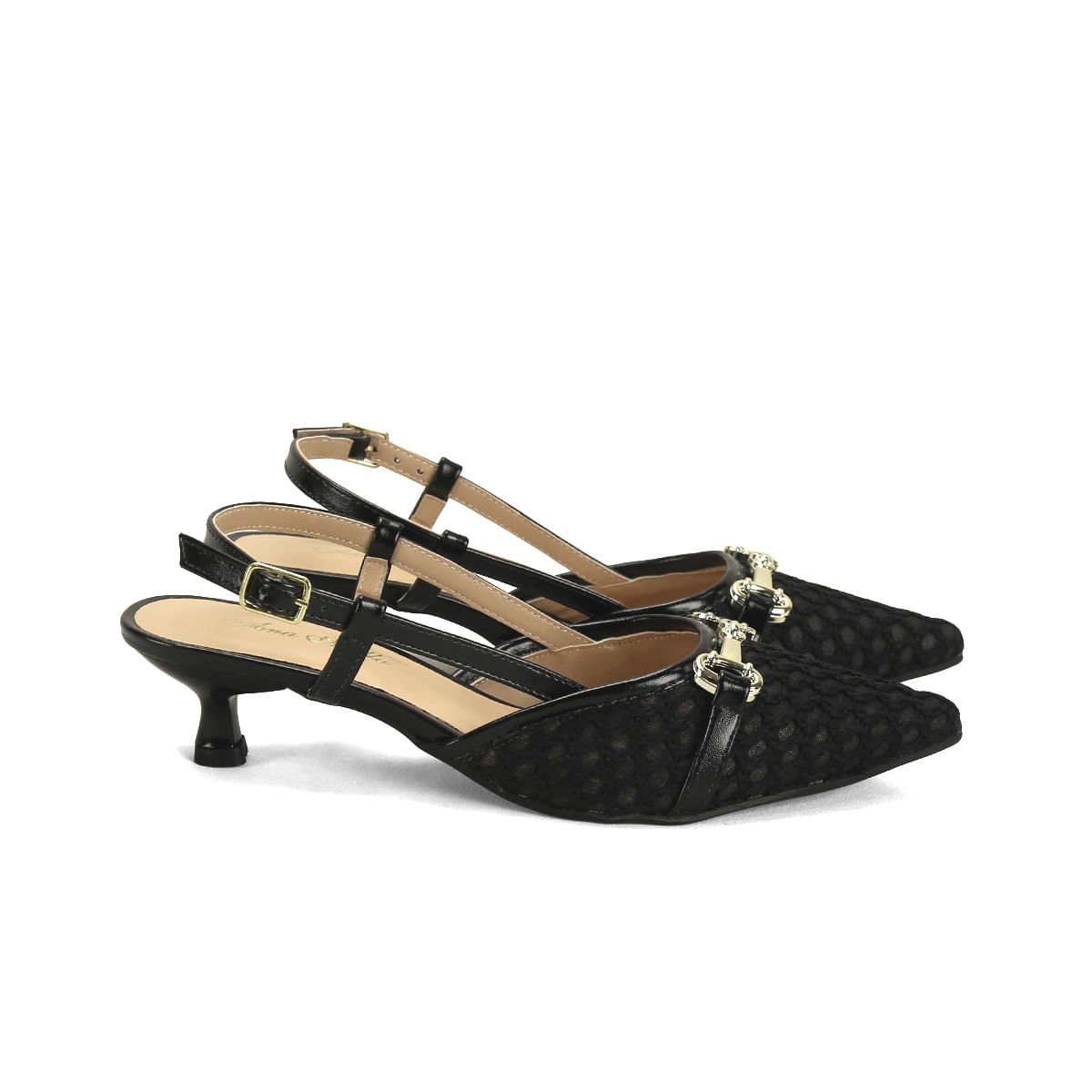 Scarpin slingback tramado preto com detalhe dourado