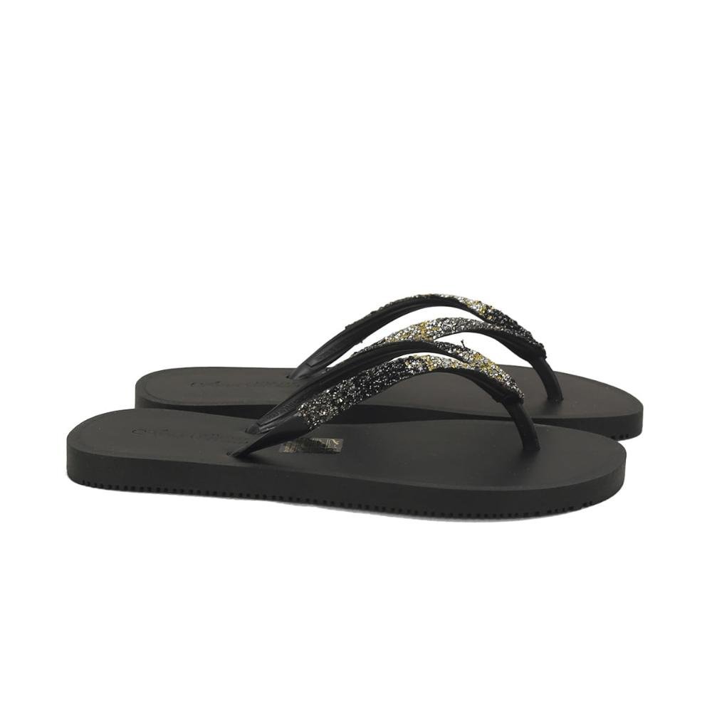 Chinelo de borracha preto