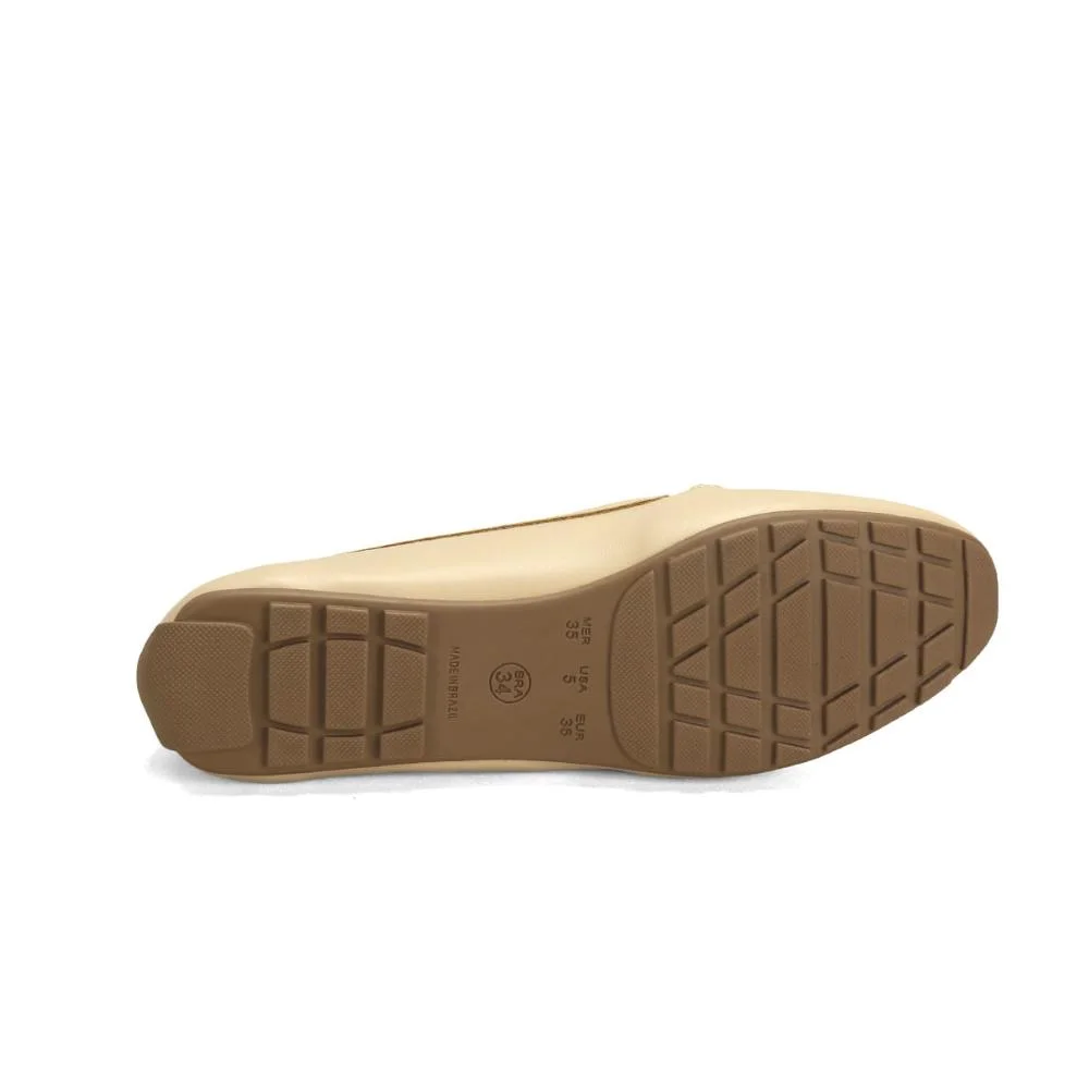 Mocassim clássico com fivela amêndoa Bege 5