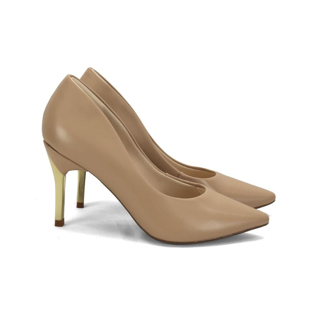 Scarpin salto cromado amêndoa Bege 1