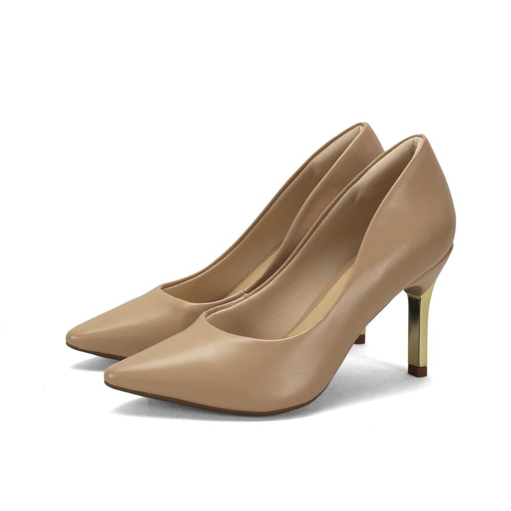 Scarpin salto cromado amêndoa Bege 5