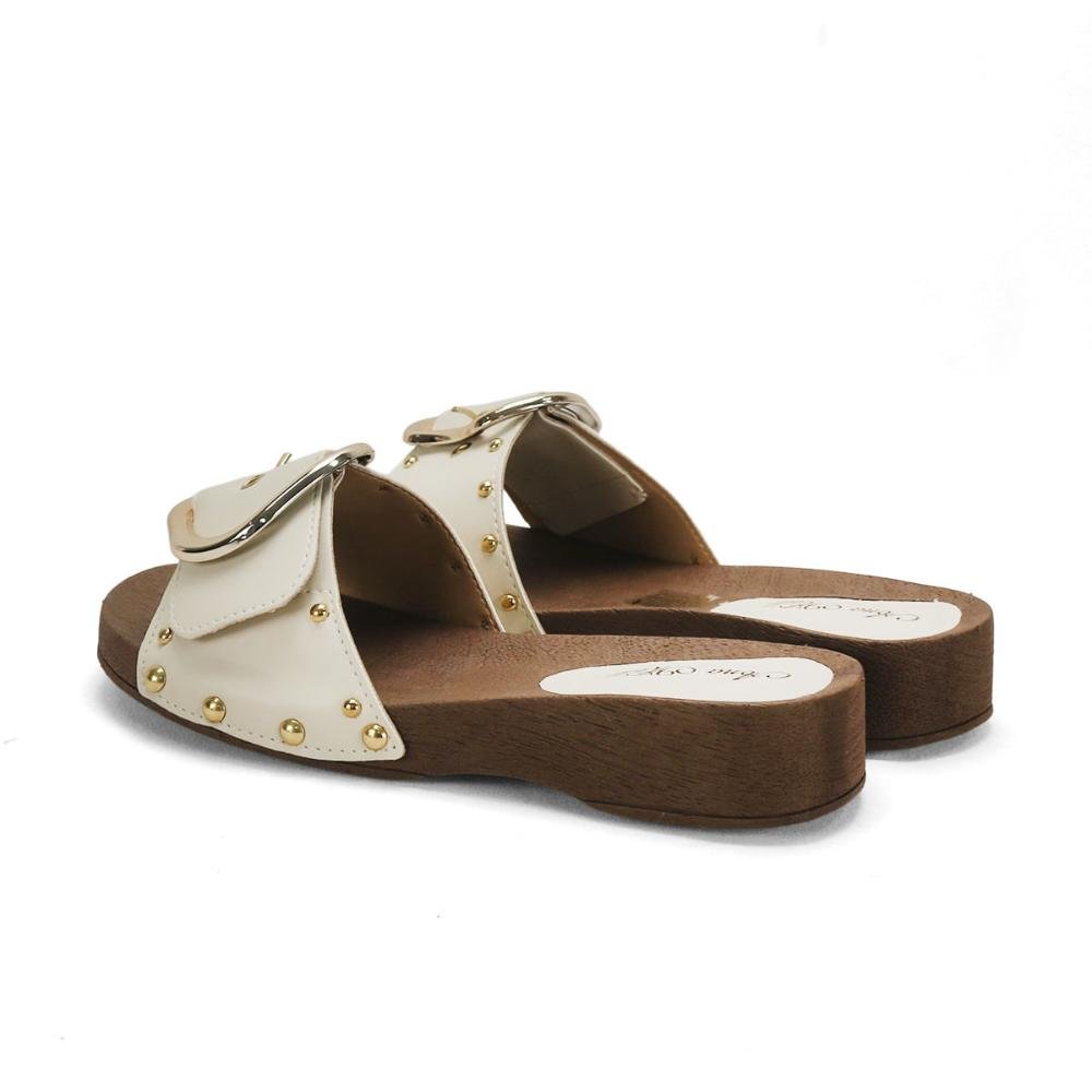 Tamanco com tachas e fivela off white Branco 3