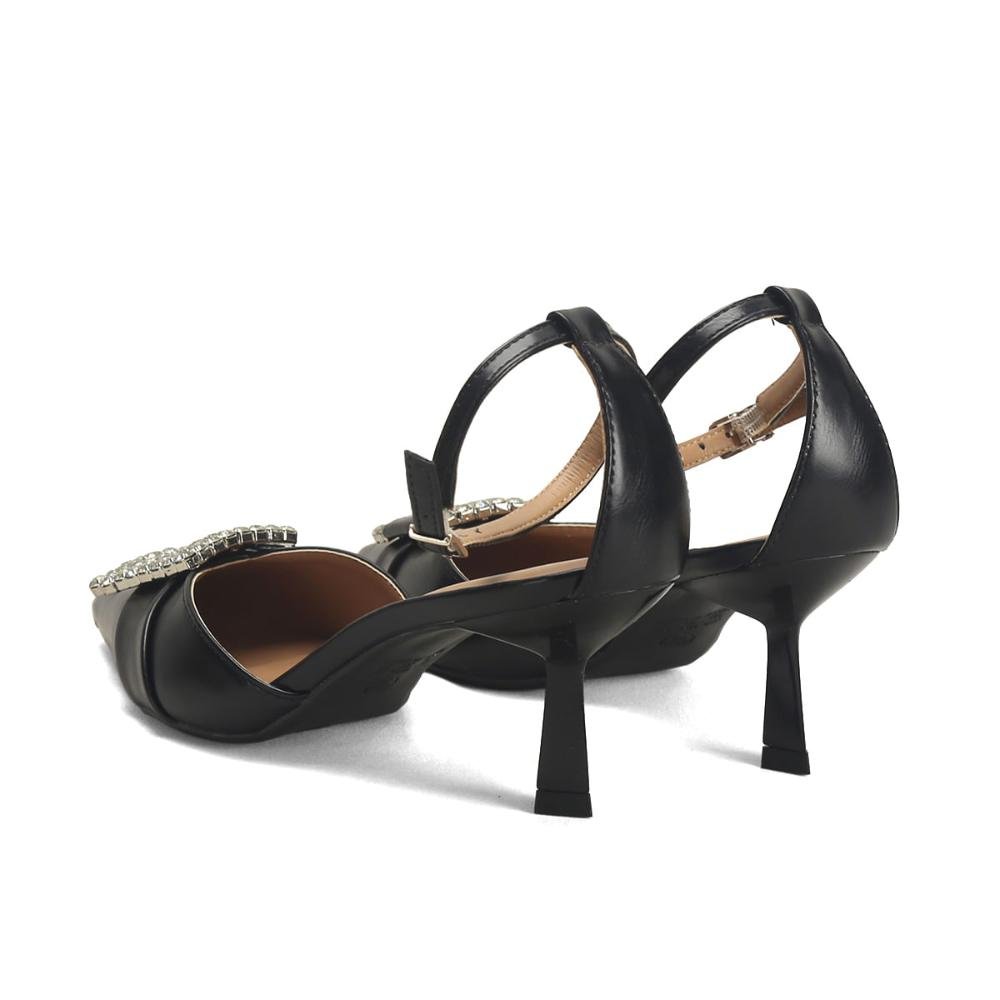 Scarpin de Festa com Fivela de Pedrarias Ana Mello Preto 2