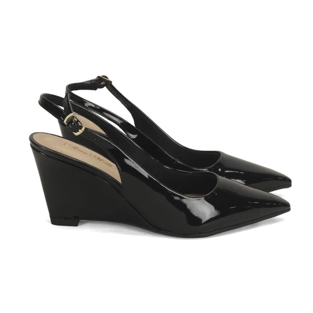Scarpin slingback anabela verniz preta