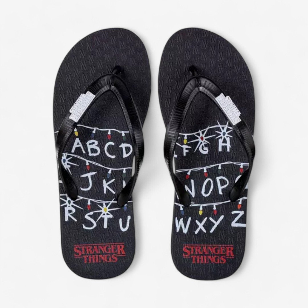 Lojas Renner Moletom Stranger Things Renner Moletom Frio Branco