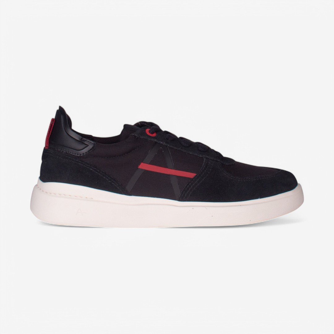 Cor Preto/Vermelho