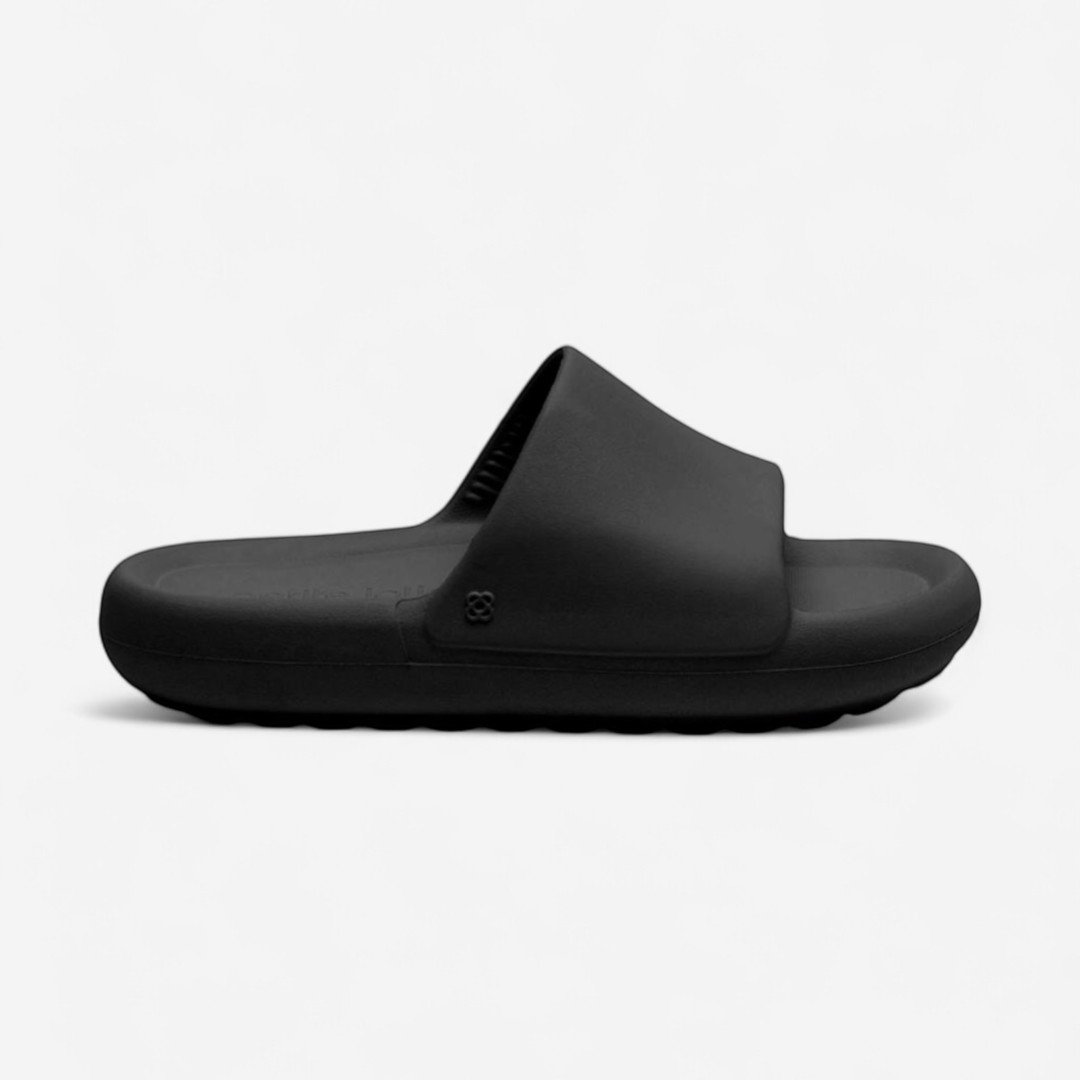 Chinelo Nuvem Hug Petite Jolie Preto Preto 2