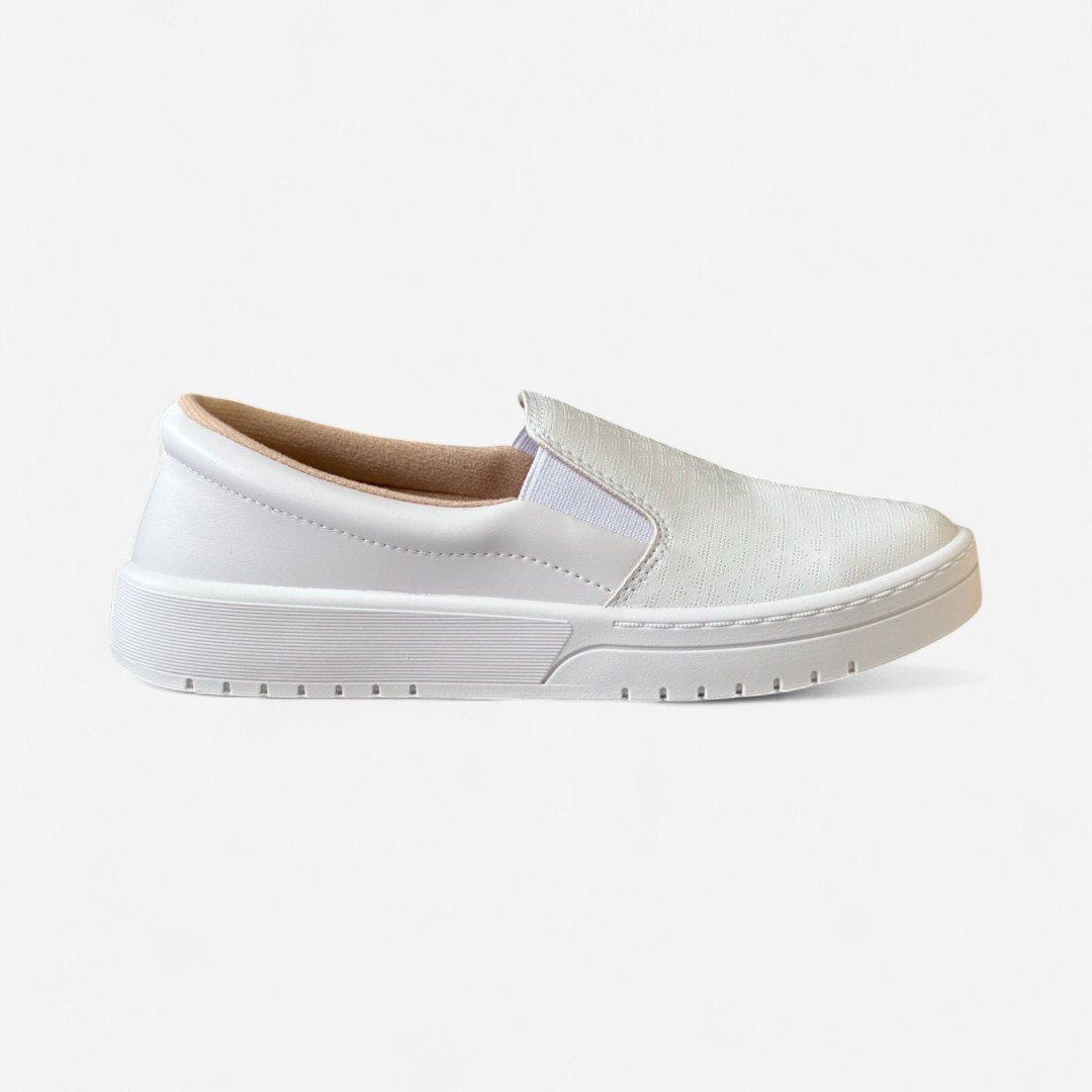 Tênis Moleca Slip On Casual Feminino Branco
