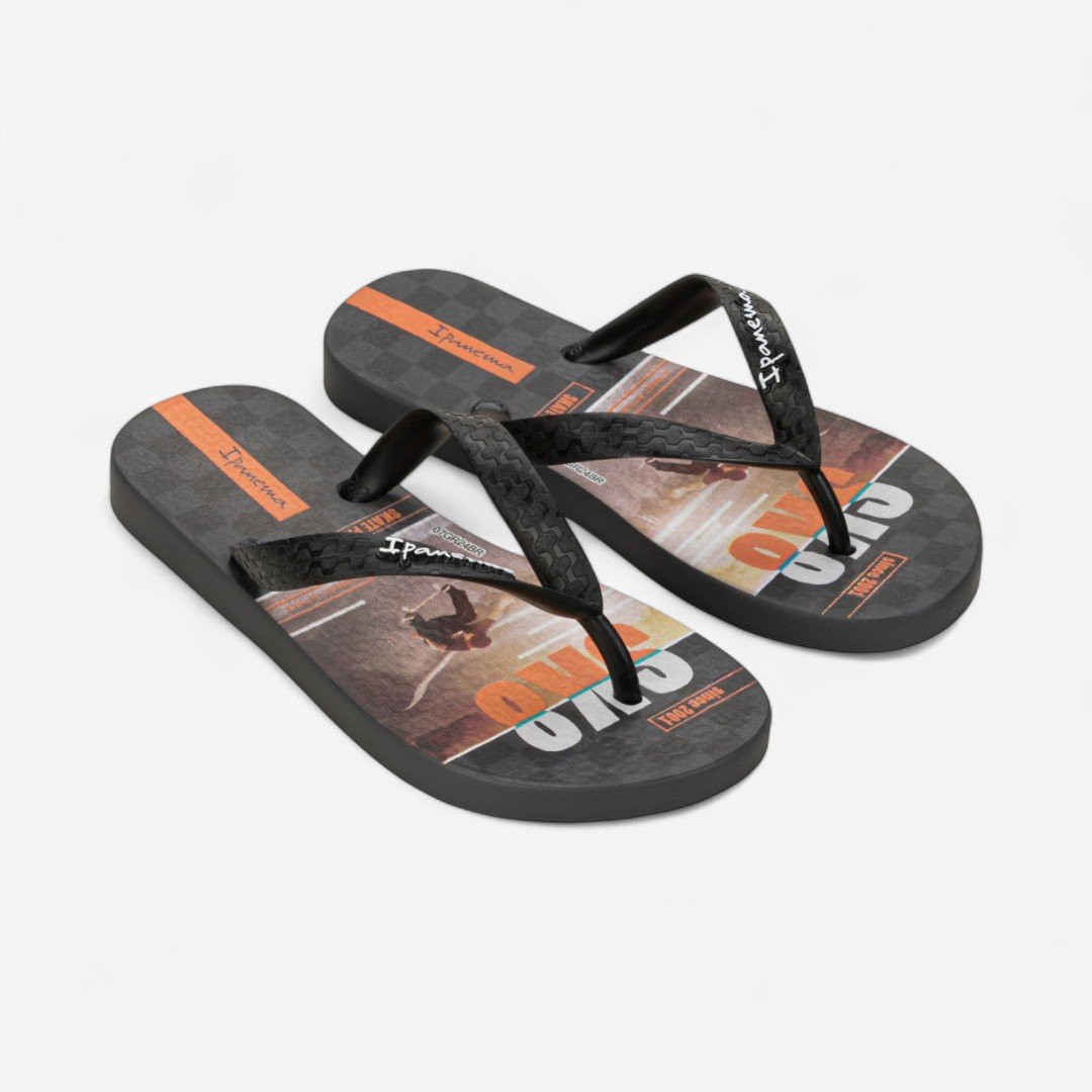 Chinelo Ipanema Temas Infantil Cinza Escuro Preto 2