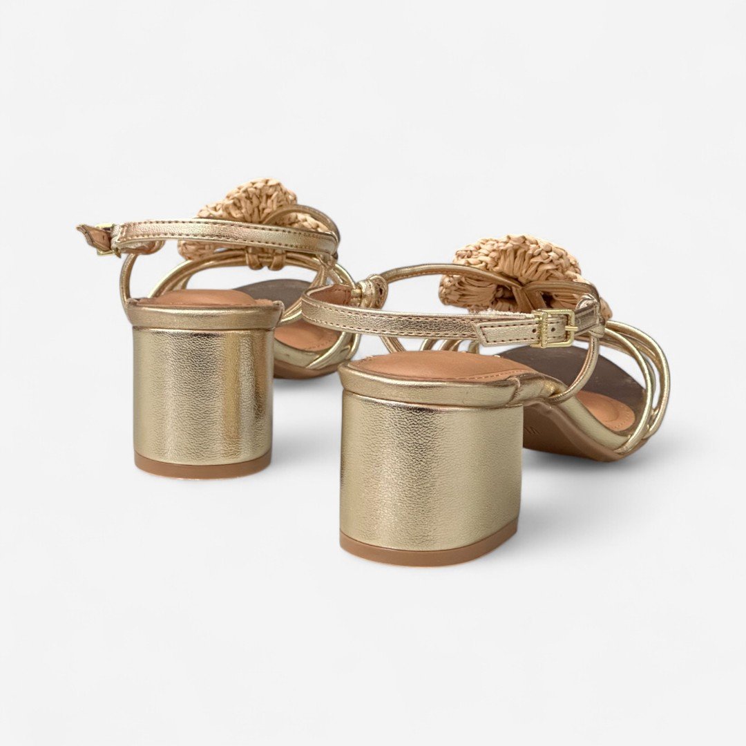 Sandália Vizzano Salto Bloco Detalhe Flor Dourada Dourado 5