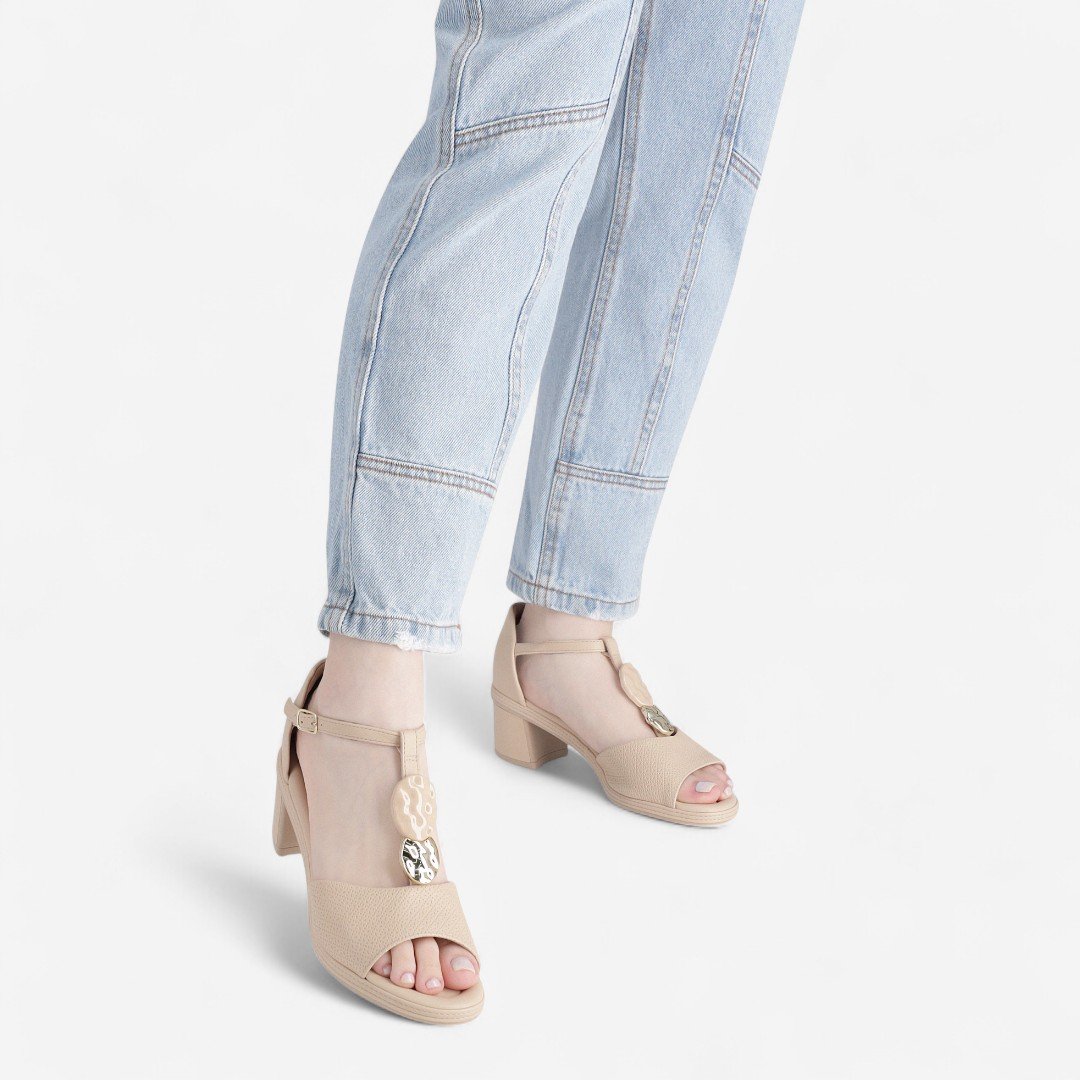 Sandália Piccadilly Salto Bloco Bege Brule 5