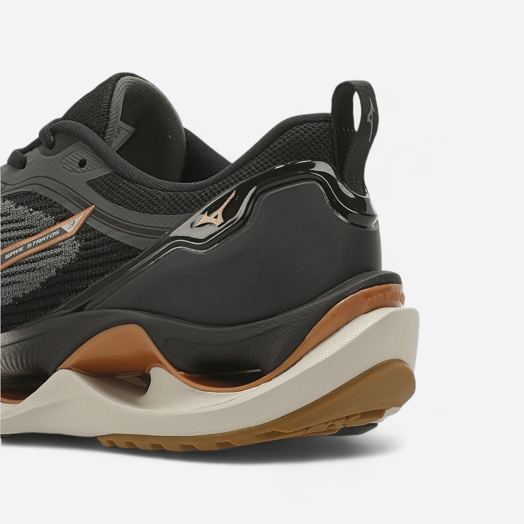 Tênis de Corrida Feminino Mizuno Wave Stratos 3 Chumbo Chumbo/Bronze 8