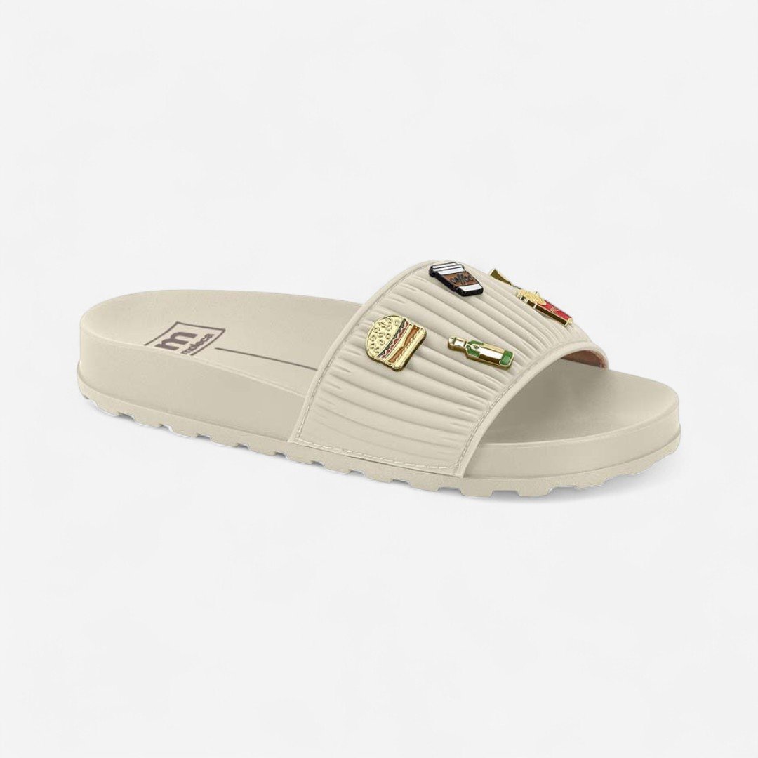 Chinelo Slide Moleca Com Pins Off White