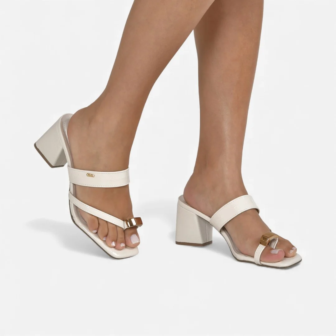 Tamanco Via Marte Salto Bloco De Dedo Verniz Marfim Marfim 2