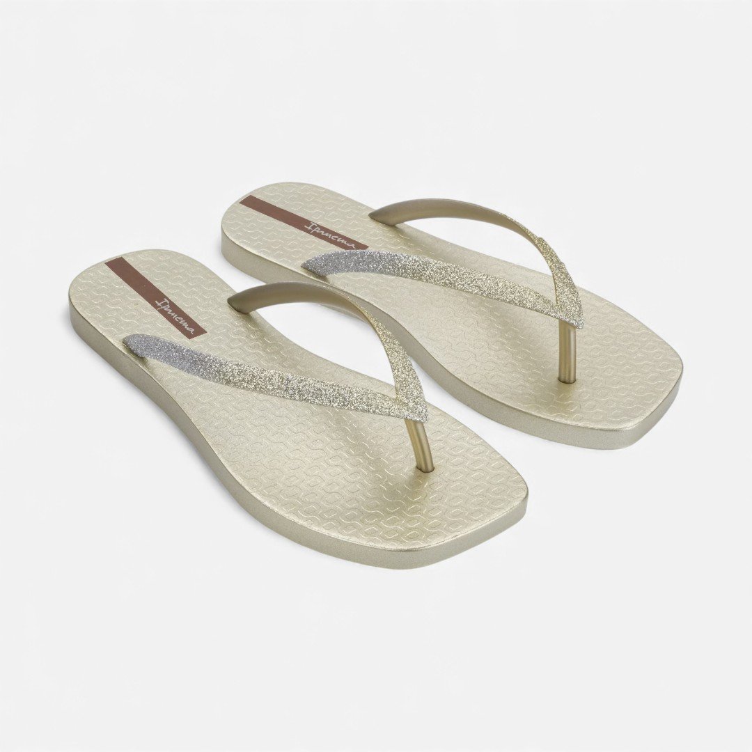 Chinelo de Dedo Edge Shine Ipanema Dourado