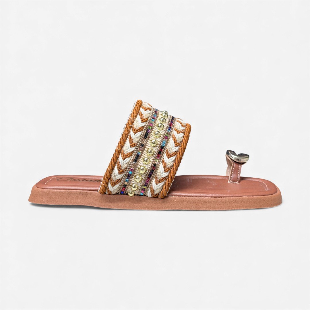Chinelo Slide Manta Étnica e Pedras Caramelo
