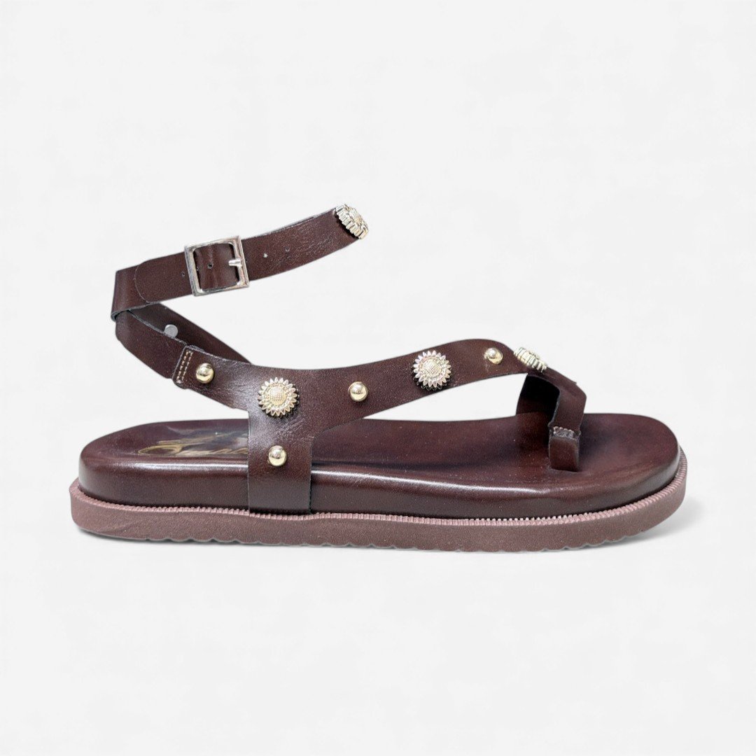 Sandália Papete Marrom Com Metais