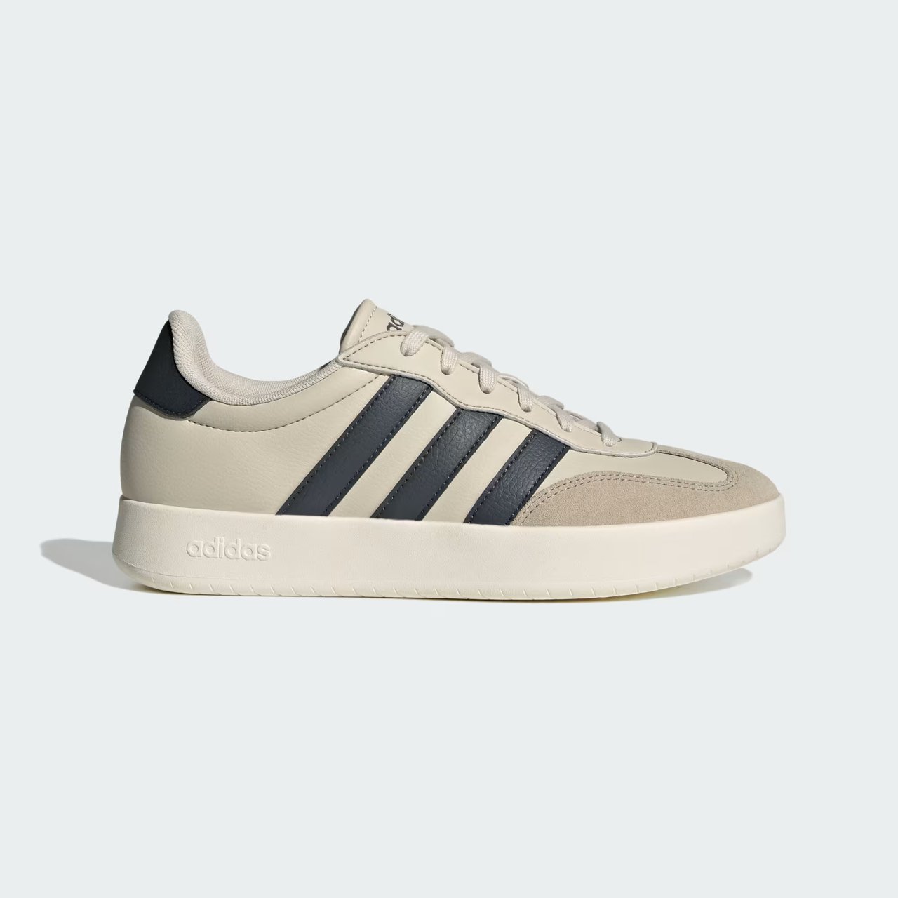 O Tênis Adidas Barreda Masculino Bege